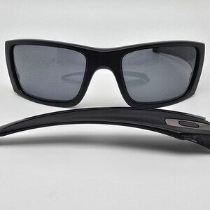 Oakley OO9096-05 Fuel Cell Black Frame Polarized Grey Lens Sunglasses FOR REPAIR